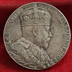 Alternative view of United Kingdom Medal 1902 - King Edward VII and Queen Alexandra Coronation Silver (.925) Weight 12.8 g Extermaly rare medal