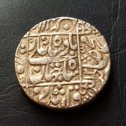 Alternative view of MUGHAL EMPEROR 👑 MOST FAMOUS silver rupee KING 👑👑 SHAHJAHAN 👑👑 year 1628 to1658. Surat mint. 500 year old silver coin Wt 11.2 gm EXCELLENT CONDITION same and similar piece available
