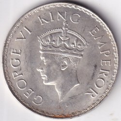 Alternative view of Bombay Mint One Rupee 1941 King George VI Silver Lustre Coin British India #1