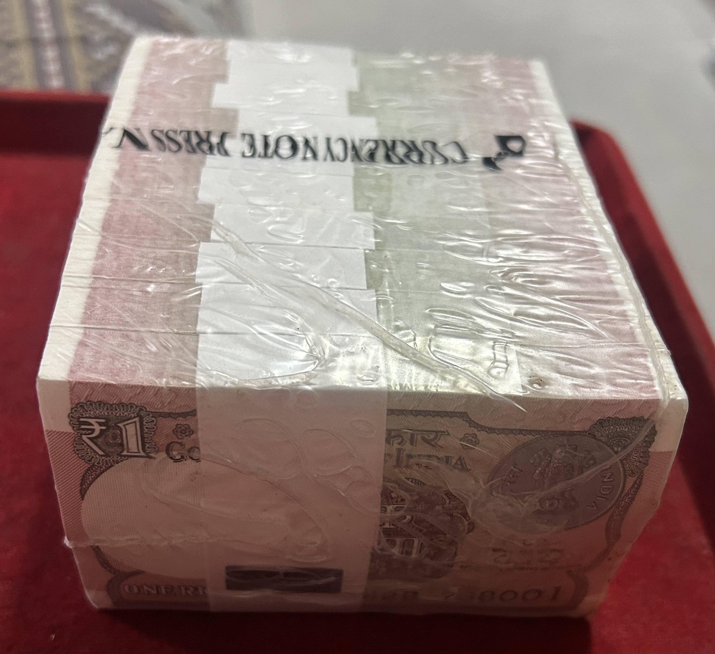 Rare 1 Rupee 2019 Rare Date gov…Subhash garg Complete RIM Sealed Mint Packed 1000 Notes GEM UNC - Image 3