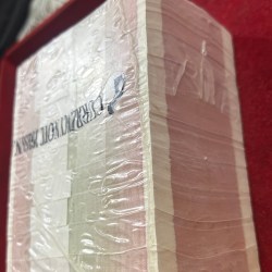 Alternative view of Rare 1 Rupee 2019 Rare Date gov…Subhash garg Complete RIM Sealed Mint Packed 1000 Notes GEM UNC