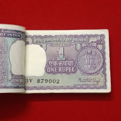 Alternative view of One Rs Big Coin Rare Bundle Finance Minister Manmohan Singh 1977 Year Unc Condition 879001