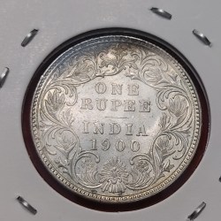 ONE RUPEE SILVER COIN VICTORIA EMPRESS YEAR 1900 BOMBAY MINT VERY GOOD CONDITION