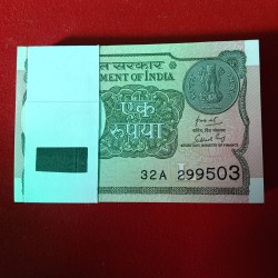 One Rs New Bundle 2 starting Notes Missing 2018 Year 98 Notes Serial Wiese 299503
