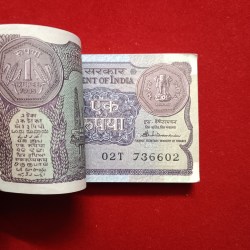 Alternative view of One Rs Old Rare Small Coin Bundle Finance Minister S Venkatraman Reverse Ending 786 1985 Year Gem Unc Condition Bundle 736601