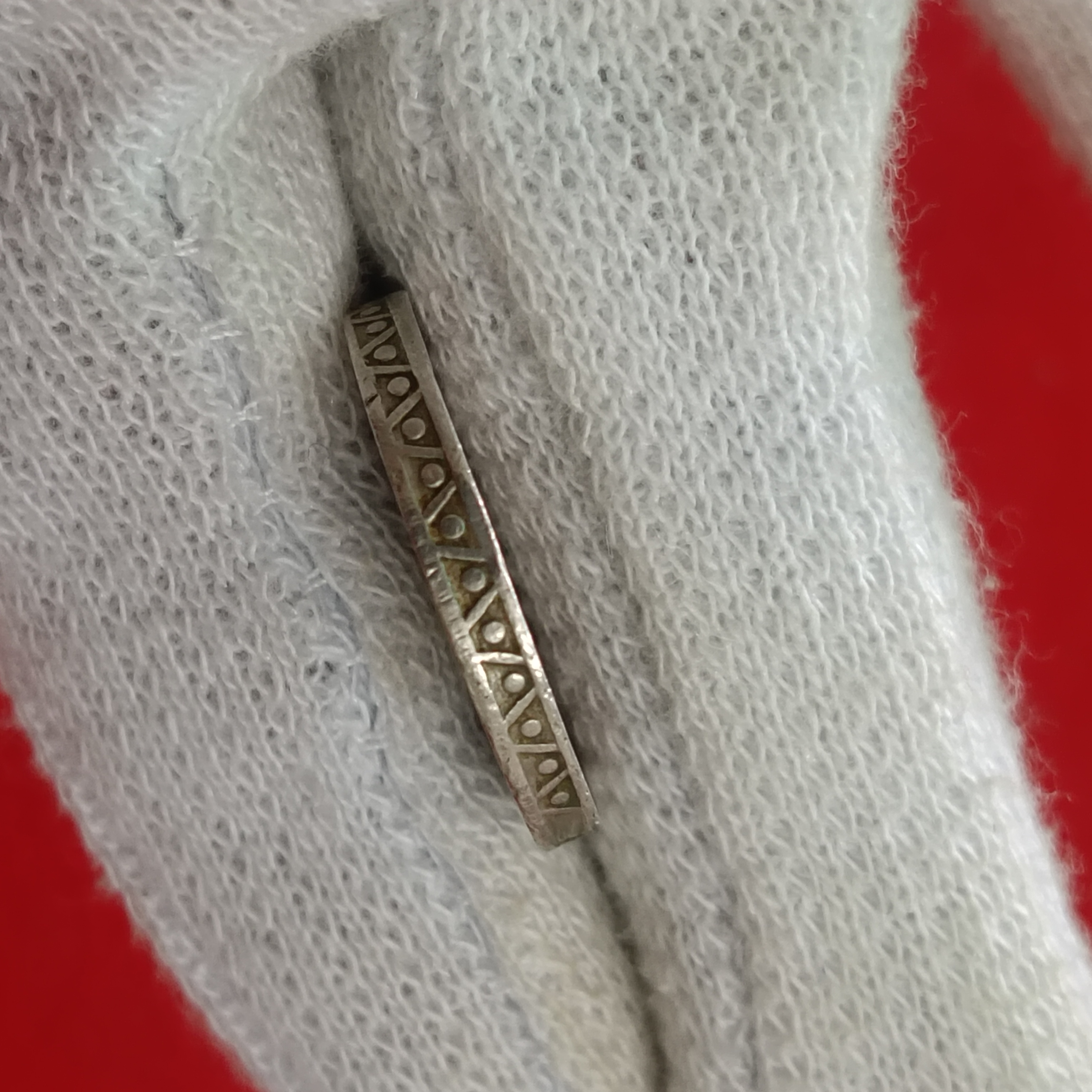 Five Rs Rare Copper Nickel Coin 2004 Year Hyderabad Mint Top Condition Sku 02 - Image 3