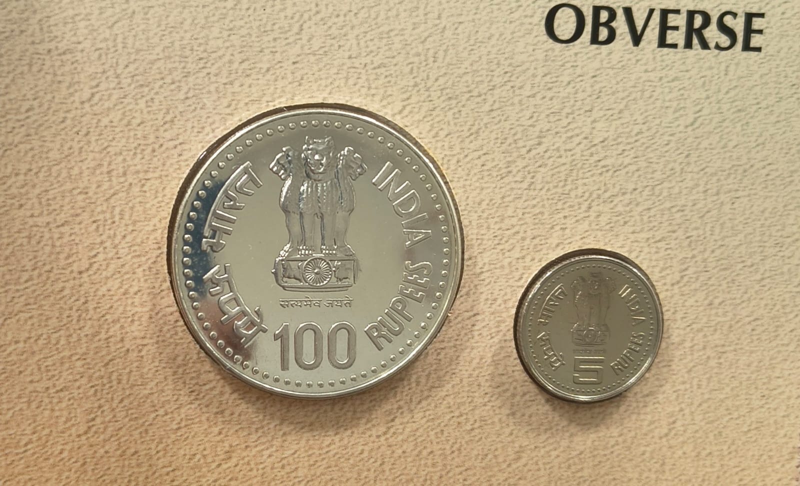 JAGAT GURU SHREE NARAYAN GURUDEV - 2006 RARE 2 COINS (UNC SET) MUMBAI MINT - Image 3