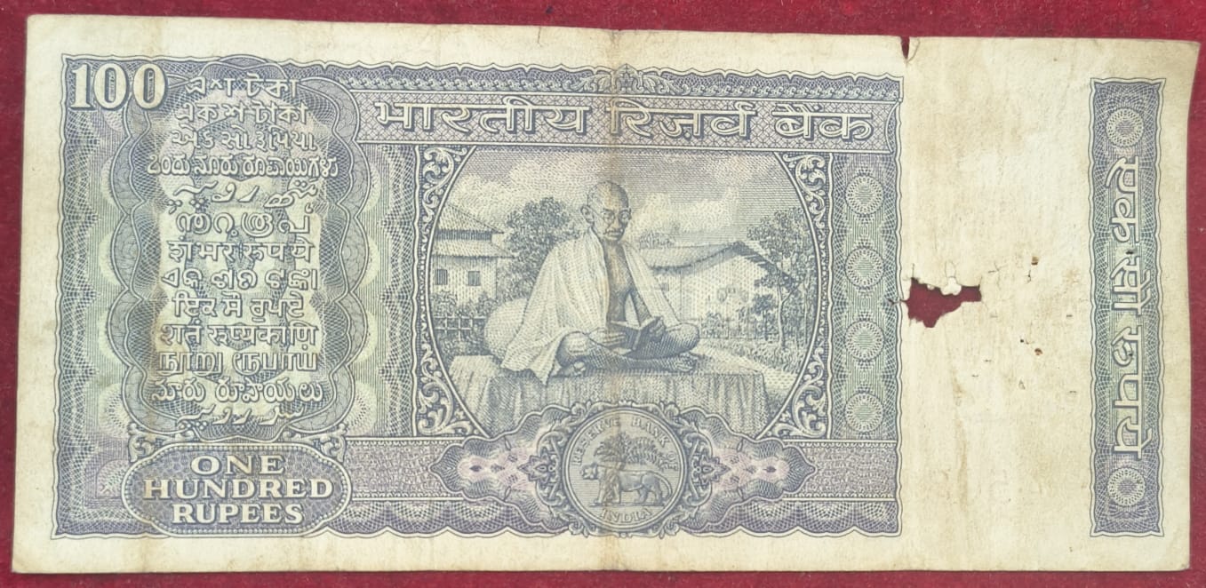 100 RUPEES WHITE PATTI GOVERNOR L.K JHA RARE NOTE