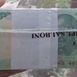 5 Rupees Sealed Pack Rim Old Issue Governor D.Subbarao ( R Insert ) 1000 notes Packed RIM