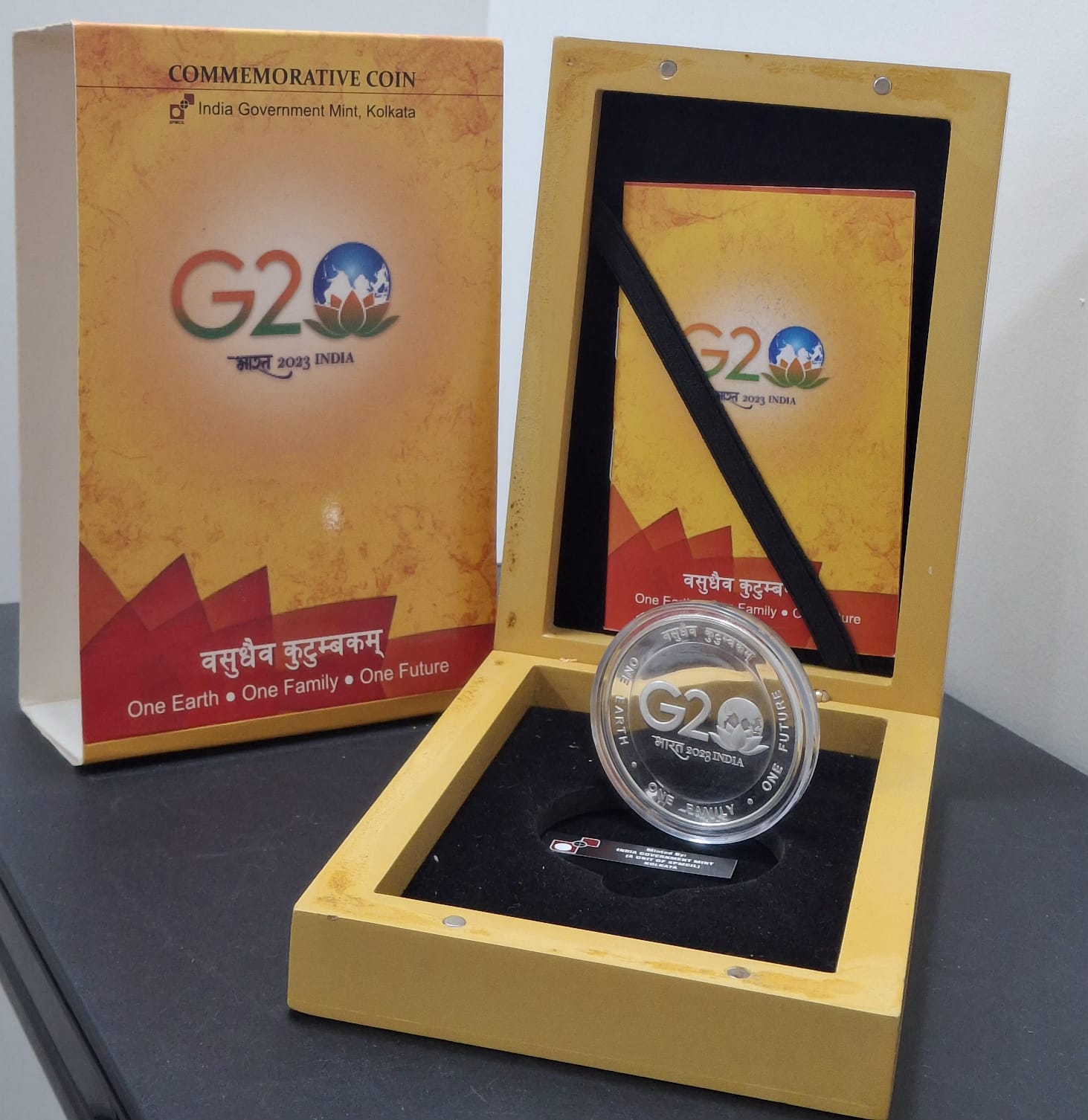 G20 BHARAT 2023 INDIA (Denomination of `75) UNC -Wooden Packing