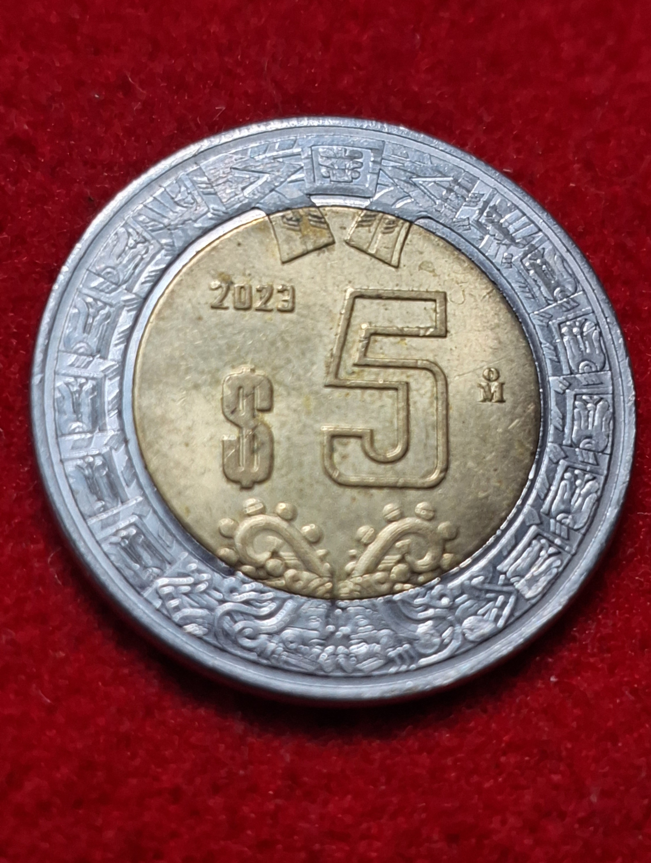 MEXICO 5 PESOS COIN - Image 2