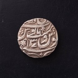 INDIA🇮🇳PRESIDENCY. ........ BHARATPUR STATE RARE Bharatpur, Mahe Indrapur Mint, Silver Rupee, , In the name of Shah Alam II, Obv: "saya-e-fazle-elah" couplet, Rev: sana julus zarb, 11.00g, 22.30mm, CONDITION. Excellent Same and similar piece available