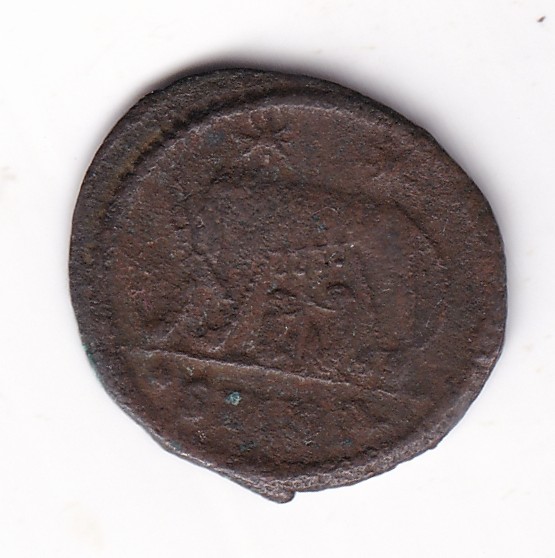 Roman Empire small coin portrait of warrior Ancient Coin - Image 2