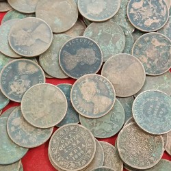 Alternative view of Victoria Queen One Quarter Anna or East India Company Mix Coins 100 Pcs Given