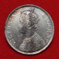 Alternative view of ONE RUPEE SILVER COIN VICTORIA QUEEN 1862 2/0 DOTS VARIETY