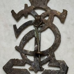 Alternative view of WW2 Indian cap badge transport supply