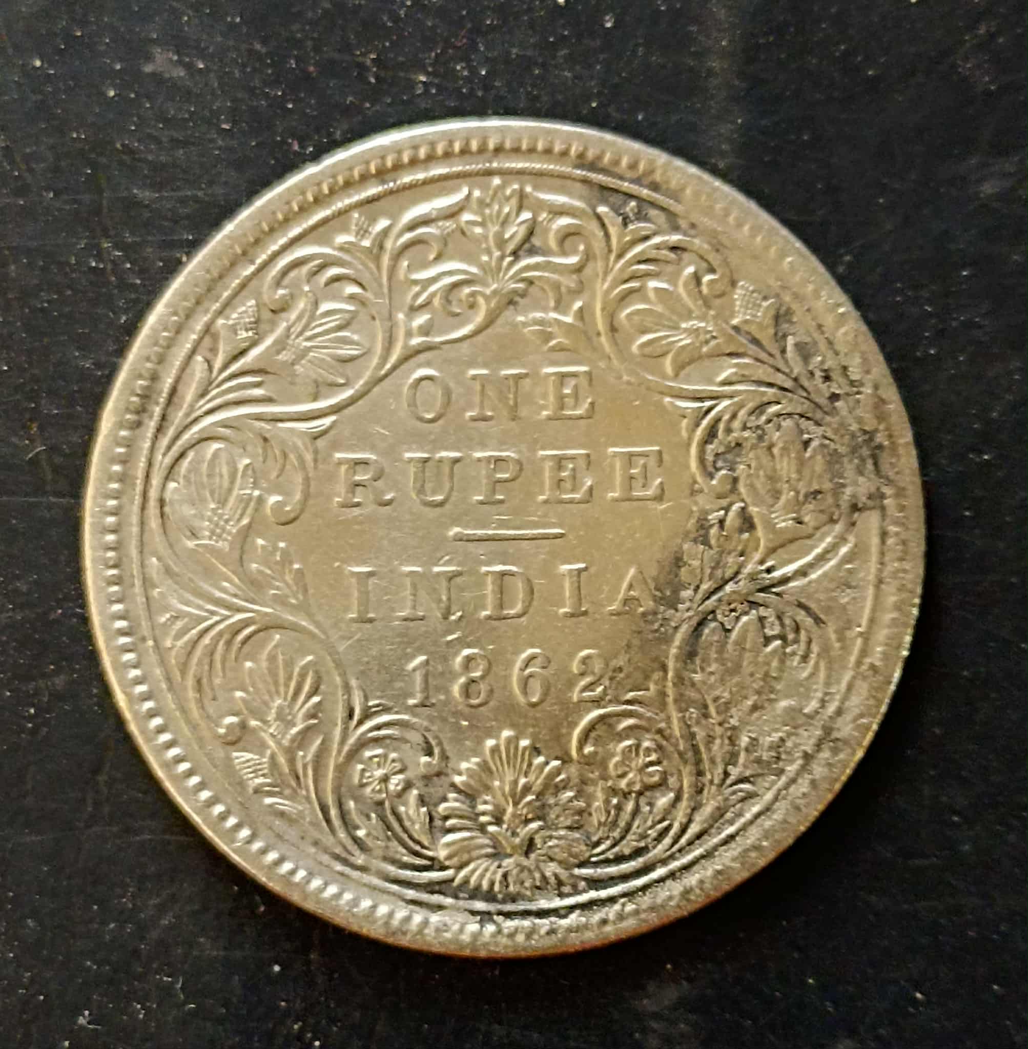 Silver British India Victoria queen Denominaton 1 ₹ Year 1862 Same and similar piece available