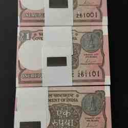 Reserve Bank of India Set of three birthday bundles with some of the famous people birthdates as on SERIEL NO. 1) Actress Raveena Tandon-26/10/1972 2) Actor Arjun Rampal - 26/11/1972 3) 26/11 Mumbai Taj Attack "Dawood Ibrahim"-26/12/1955 GEM UNC CONDITION
