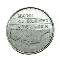 Alternative view of NETHERLANDS Nickel 25 CENTS Year 1984 in High Collectable Grade.