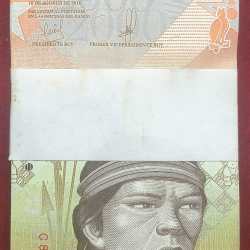 Venezuela 2000 Bolivars (100 Note) seiral Unc Packet