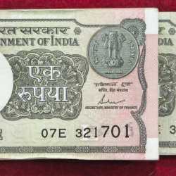 1 RUPEES 2017 GOVERNOR SHAKTIKANT DAS GEM UNC RARE ( 100 NOTE ) SERIAL PACKET WITH FANCY NUMBER ENDING 786