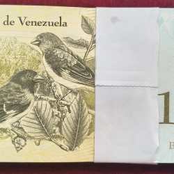 Alternative view of Venezuela 100 Bolivares RARE (100 NOTE ) SERIAL PACKET WITH FANCY NUMBER 786