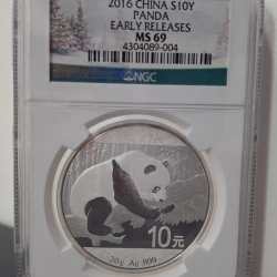 CHINA 10 YUAN Panda - 2016 NGC GRADE MS-69 VERY HIGH GRADE EXTREMELY RARE COIN