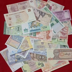 25 DIFFERENT COUNTRY NOTES UNC CONDITION NOTES