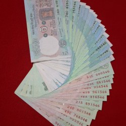5 RUPEE SIGNATURE SET GEM UNC CONDITION RARE TO FIND ALL NOTE ENDING SAME LAST THREE DIGIT 546