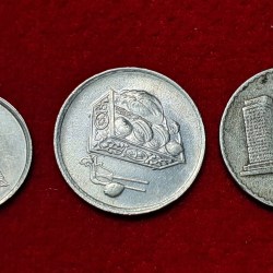 Alternative view of MALAYSIA 4 COIN SET 10,20