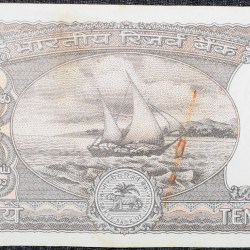 Alternative view of 10 Rupees of Republic India (AD 1985-1990) R.N.Malhotra Signature Black note with Boat
