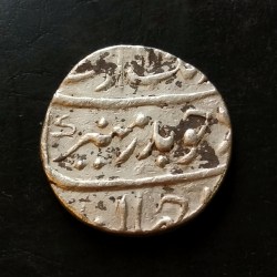 MUGHAL EMPEROR 👑👑 KING👑AURANGJEB 👑 SILVER ONE ₹ Aurangzeb (1658to1707) mint surat coin Wt 11.20gm EXCELLENT CONDITION AS IMAGE Same and similar piece available