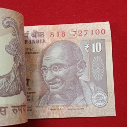 Alternative view of Ten Rs Old Rare Gandhi Bundle Governor D.Subbarao Gem Unc Condition 2012 Year 727001