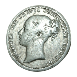 Alternative view of GREAT BRITAIN Silver ONE SHILLING Year 1877 Queen VICTORIA DEI GRATIA Diameter= 23.50mm **V.SCARE** High Collectable Grade.