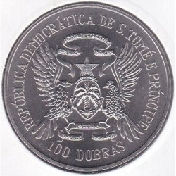 Alternative view of São Tomé and Príncipe, 100 Dobras, 1985, KM #42, 10th Anniversary of Independence, AUNC Condition.