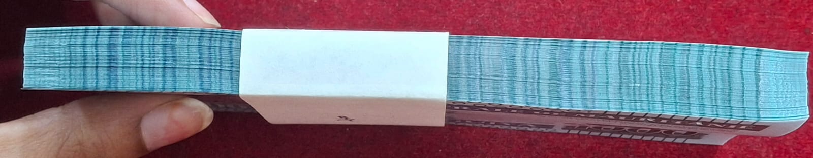 Mauritania 1000 Ouguiya Polymer RARE GEM UNC (100 NOTE) NON- SERIAL PACKET - Image 3