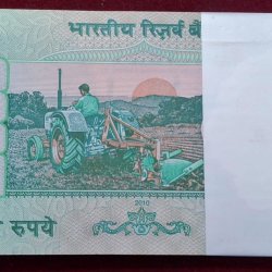 Alternative view of 5 RUPEES GANDHI GOVERNOR D.SUBBARAO 100 NOTE SERIAL PACKET RARE