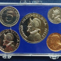 Panama, 5 coin Proof set, 1974, Condition as per image.
