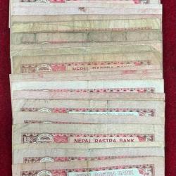 Alternative view of NEPAL 5 RUPEES RARE ( 50 PCS LOTT ) USED CONDITION AS PER IMAGE