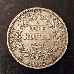 Alternative view of British India King 👑 William one ₹ . Year of 1835. Condition as imege. Same and similar piece available