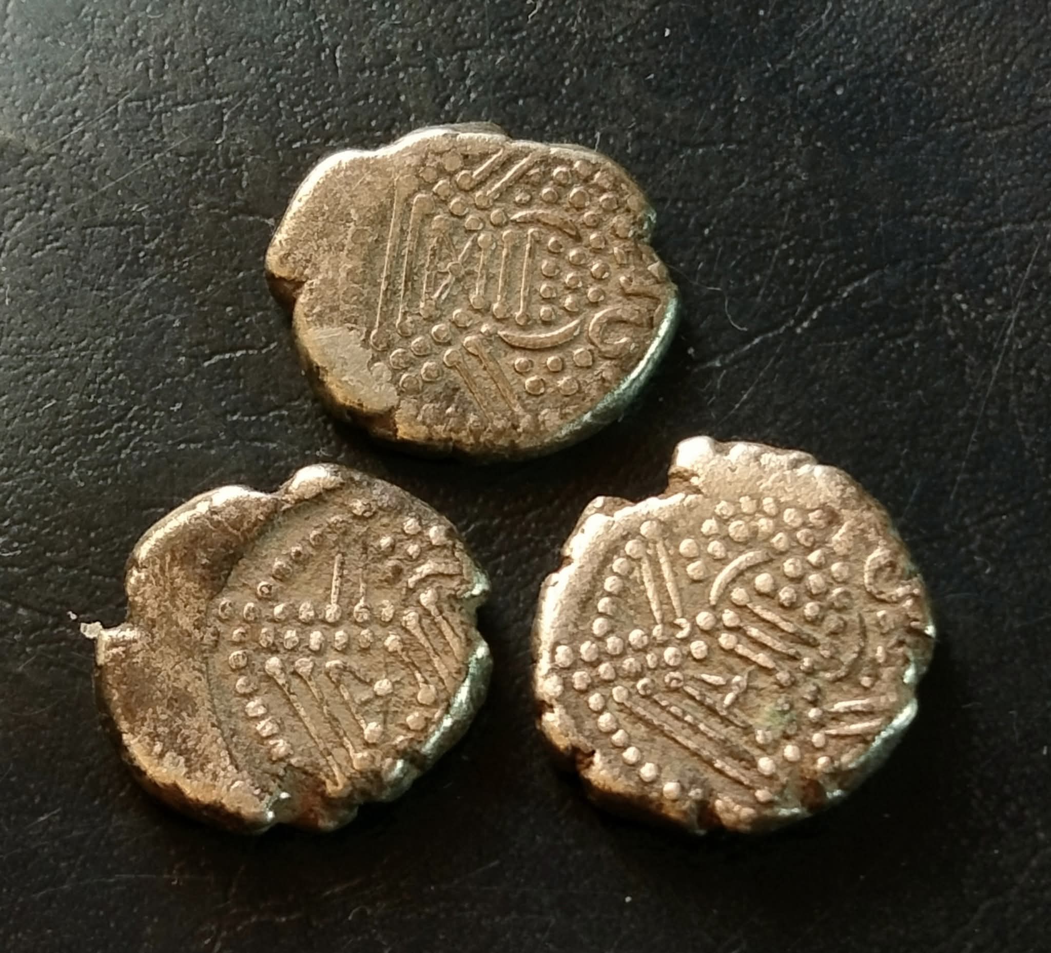 ANCIENT SILVER🥈 Gadhiya Indo Sassanian Rulers of Malwa Thin Planchet Type Silver Drachm Coin DS 318 CONDITION *XF* Weight 4 GM EACH👑 1 1 piece given Same and similar piece available - Image 2