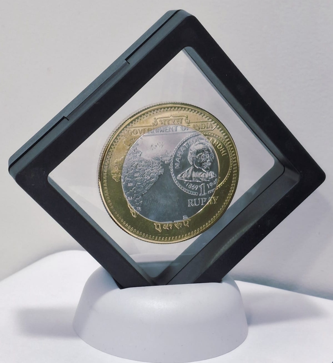 Mahatama Gandhi bymetalic 1 Rupay Big size Beautiful madalion with box and stand - Image 2