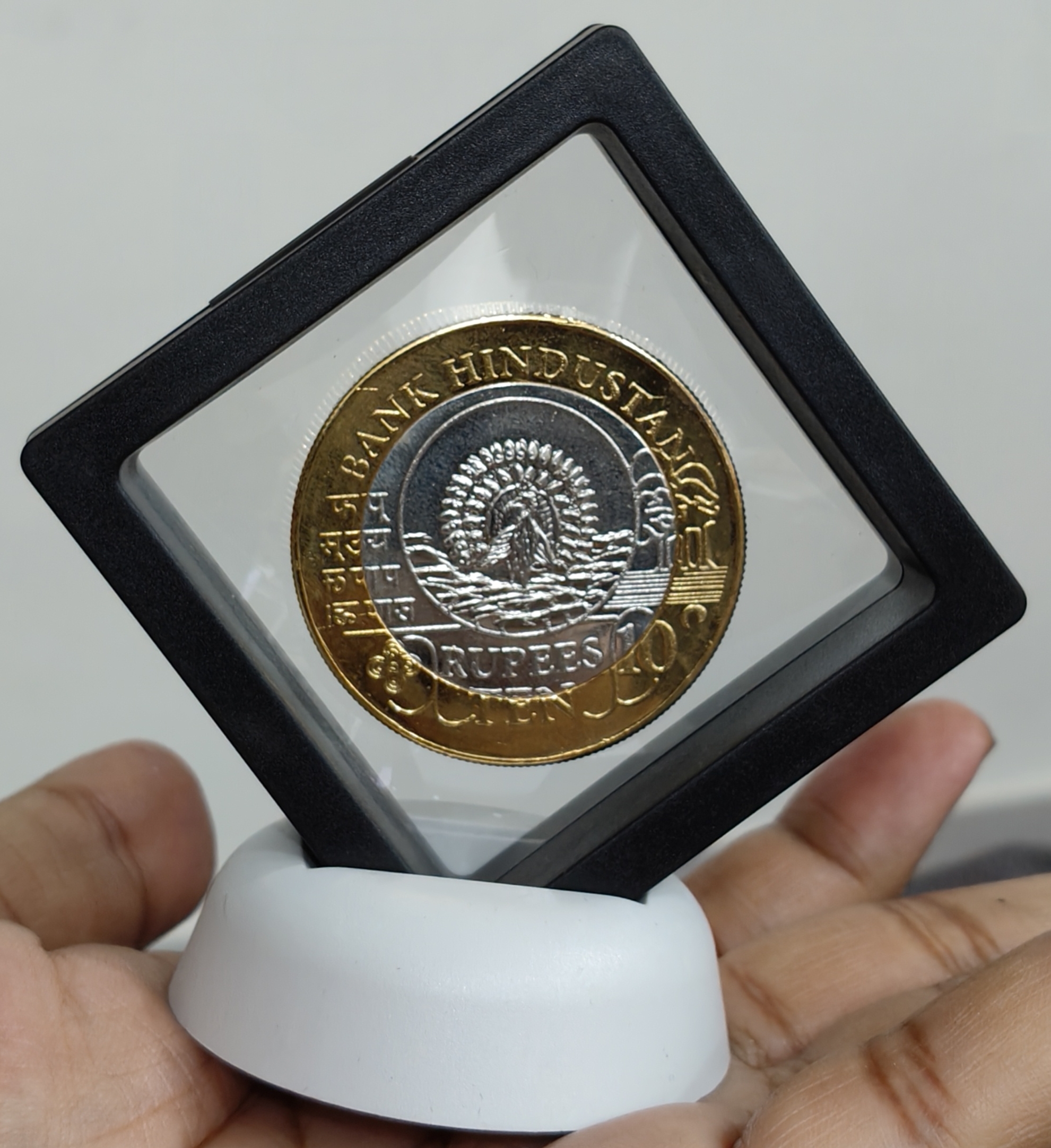 Bank hindustan 10 Ruppes 1989 Bymetalic beautiful medallion with box and stand