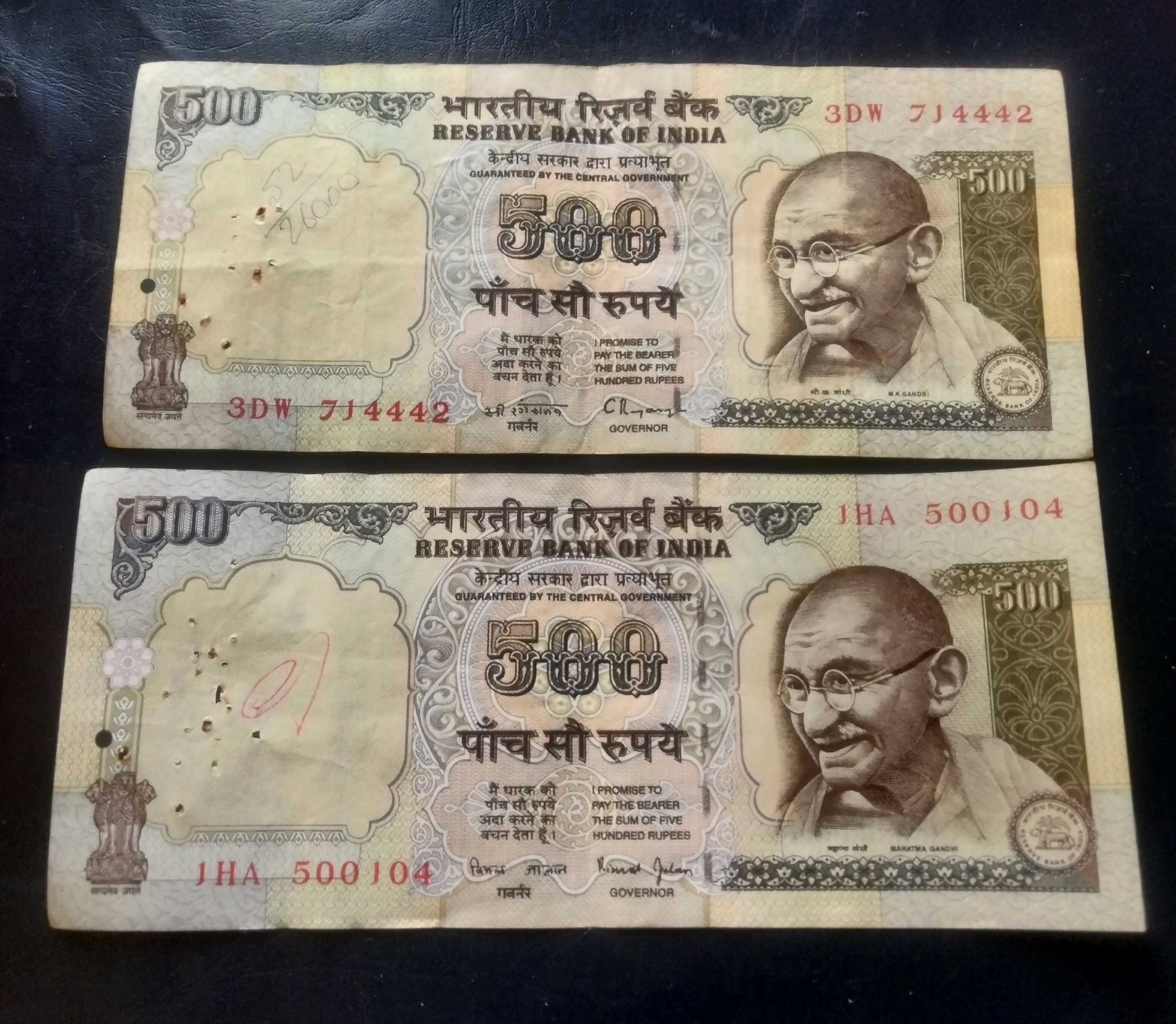 Reserve Bank of India 500 ₹ note 2 different signature 1. C. Rangarajan 2 Bimal jalan Condition as imege 2 piece given Same and similar piece available