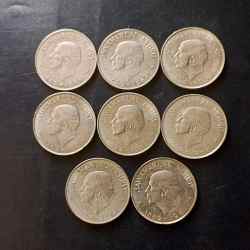 Alternative view of Republic India Denominaton 1₹ Back side of Mahatma Gandhi Metal copper nickel Same and similar piece available