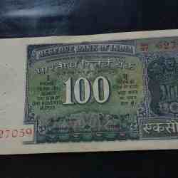 Reserve Bank of India 100 rs. Note signature of K R. Puri Excellent condition as imege Same and similar piece available