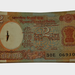2 Rupees Old SATELLITE Issue Sign C. RANGARAJAN Serially 100 Notes COMPLETE Bundle in High Collectable Grade.