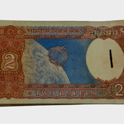 Alternative view of 2 Rupees Old SATELLITE Issue Sign C. RANGARAJAN Serially 100 Notes COMPLETE Bundle in High Collectable Grade.
