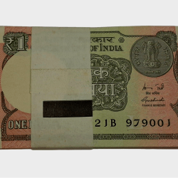 One Rupee New Issue Year 2015 Serially 100 Notes COMPLETE BUNDLE **SCARE** UNC Grade.