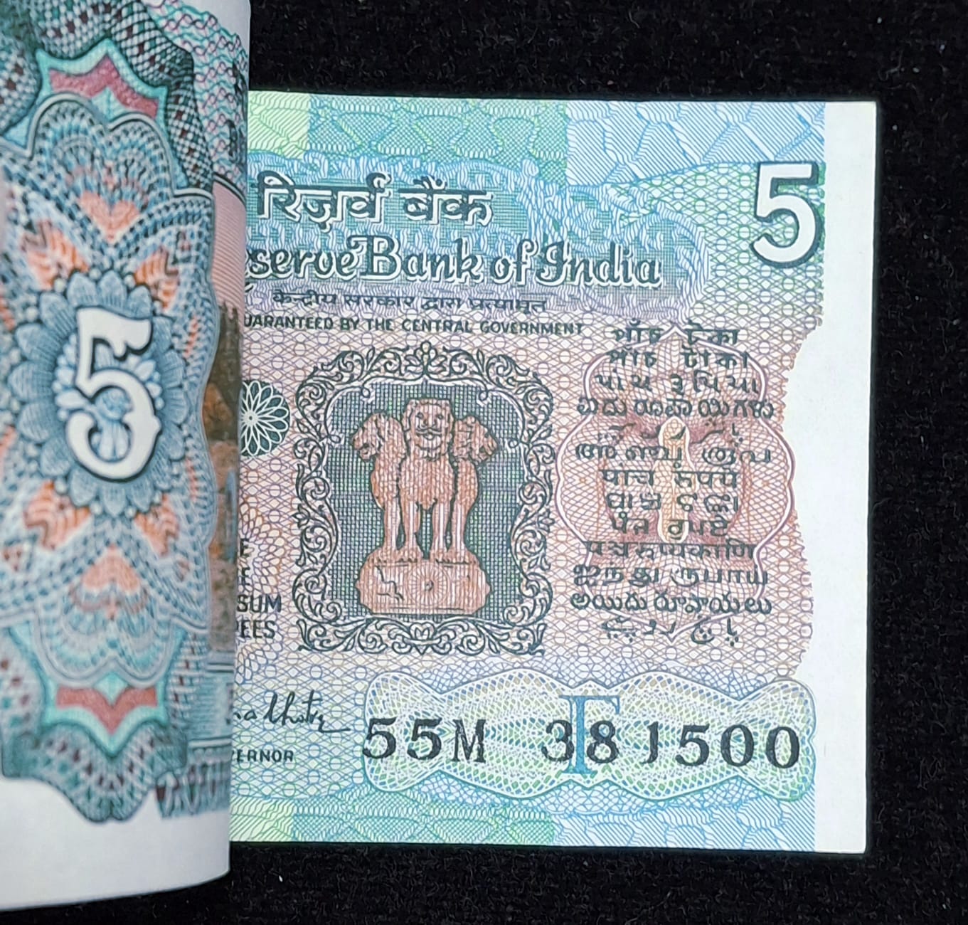 5 RUPEES TRACTOR GOVERNOR R.N.MALHOTRA RARE GEM UNC (100 NOTE) SERIAL PACKET - Image 2